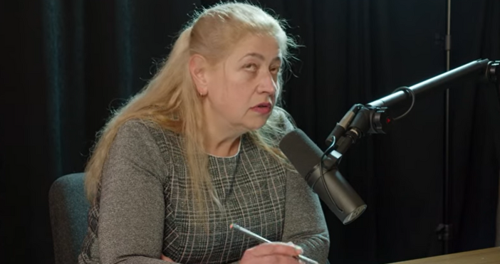 Стопкадър Дарик Петел следи какво се случва след нападението срещу български