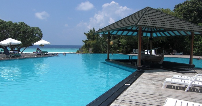 Почивката на Малдивите по евтина за българите от родната Албена Това