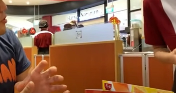 Голяма японска хранителна верига временно затвори своите 2000 магазина за