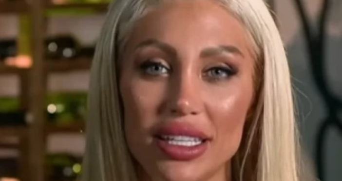 Джулката се изложи много в Хелс КитчънДжулиана Гани се поизложи