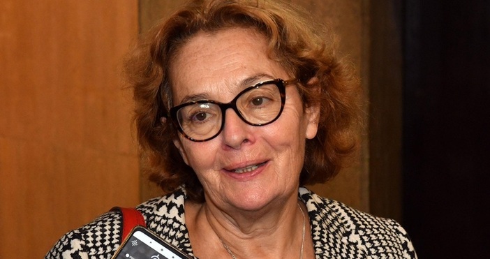 Професор с атака по партията на Кирил Петков Вотът на недоверие