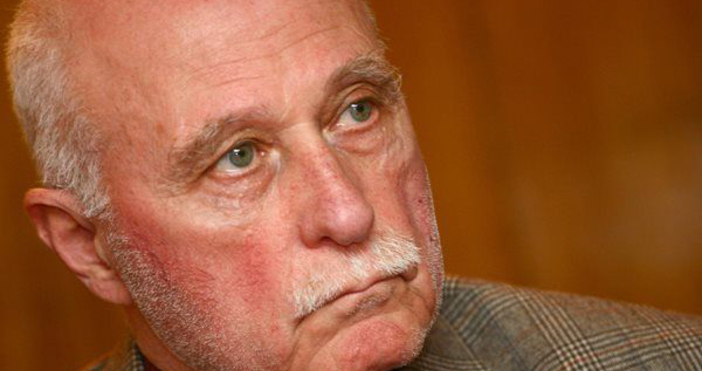 Днес ни е напуснал Васил Банов Поклон Това написаха във