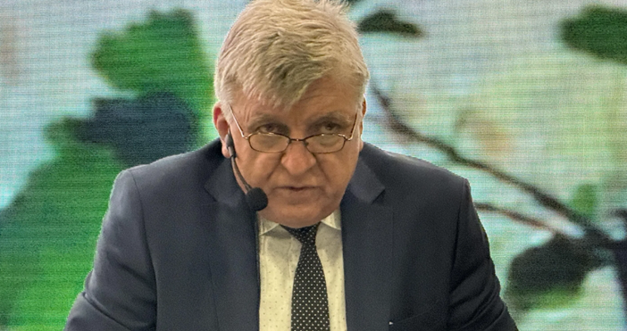 Екоминистърът говори по наболял проблем вълнуващ много българи   Състоянието на водните ни