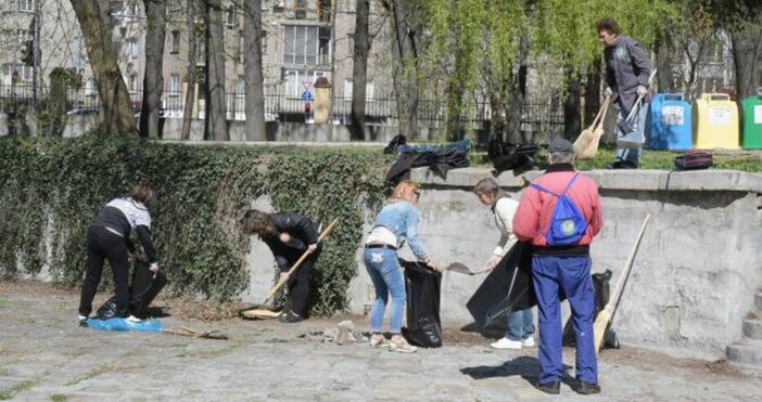 Община Варна организира мащабно пролетно почистване което се планира да