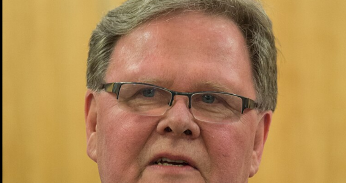 Наричат финландеца Хейки Салмела Царят на бургерите Облагаемите продажби на Хесбургер в