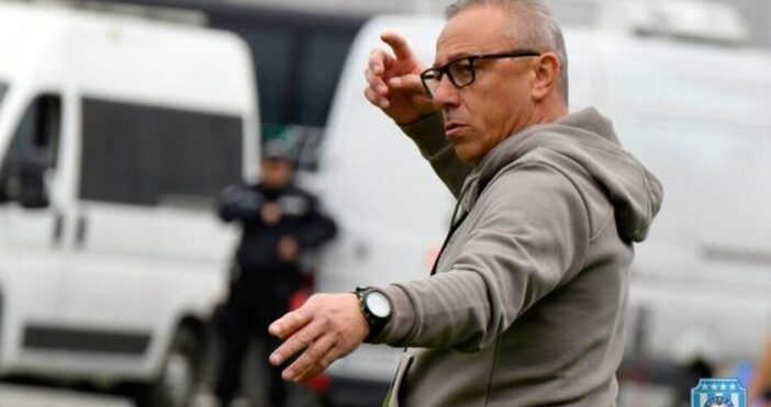 Старши треньорът на Черно море – Илиан Илиев се извини