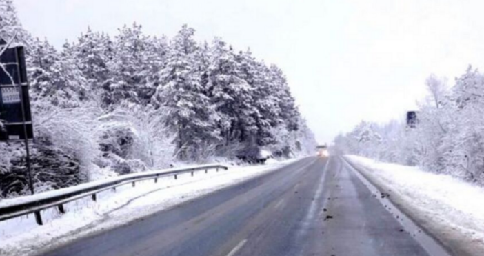 Пътната инфраструктура в Силистренска област остава проходима въпреки интензивния снеговалеж