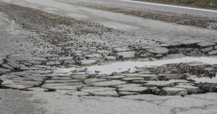 илюстративнаОбщо осем уведомителни писма за наличие на опасности от