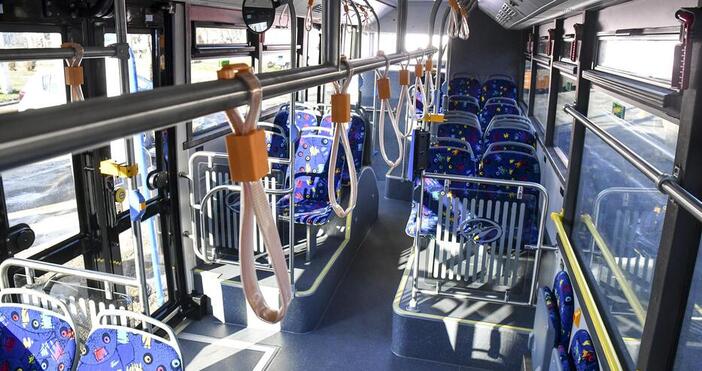 В понеделник шофьорите на градския транспорт от три града в