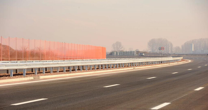 От 9 ч днес 14 април до 9 ч