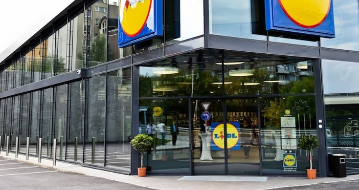 Ако ви интересува работното време на магазините по празници сте