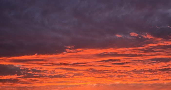 Петел бгСтрастната седмица ще започне с предимно облачно време и на