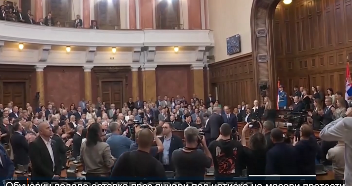 Сръбският парламент одобри новото правителство на безпартийния професор Джуро Мацут В