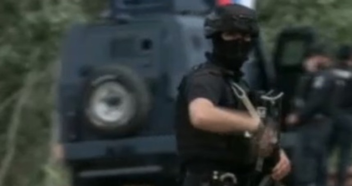 Студенти с невзети изпити да отиват на фронта за