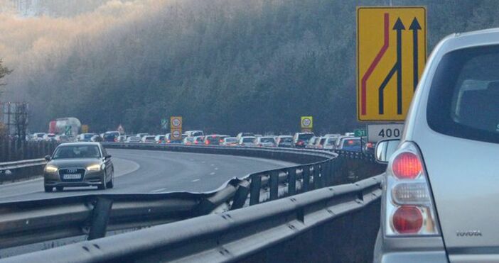 I МЕТЕОРОЛОГИЧНА ОБСТАНОВКА Днес облачността ще се задържи по често значителна след обяд