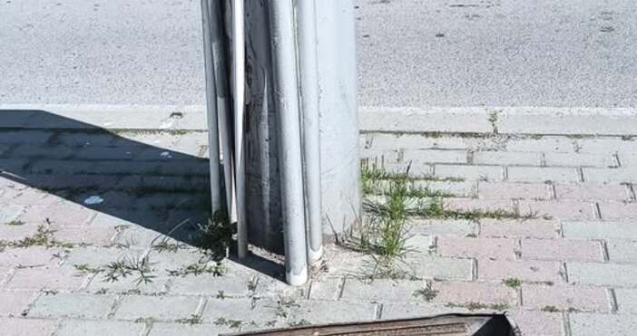 Някой пак е вилнял в района на училище Димчо Дебелянов Предполагам