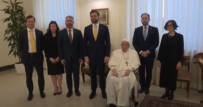 Вицепрезидентът на САЩ Джей Ди Ванс се срещна за кратко