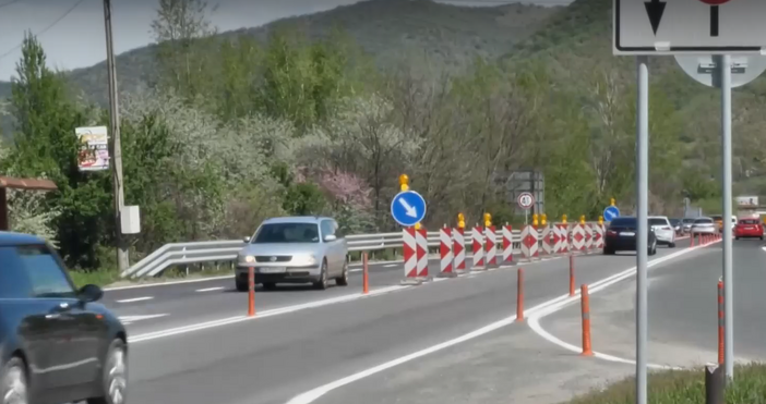 В понеделник отново се очаква засилен трафик по основните пътища