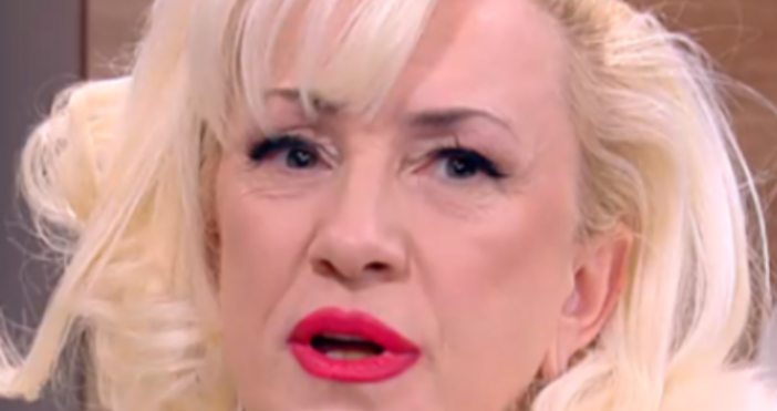 Зрението ми е в една рехава мъгла която все повече