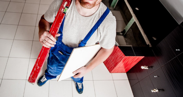 Безконтролните ремонти в старите сгради особено в София ги поставят