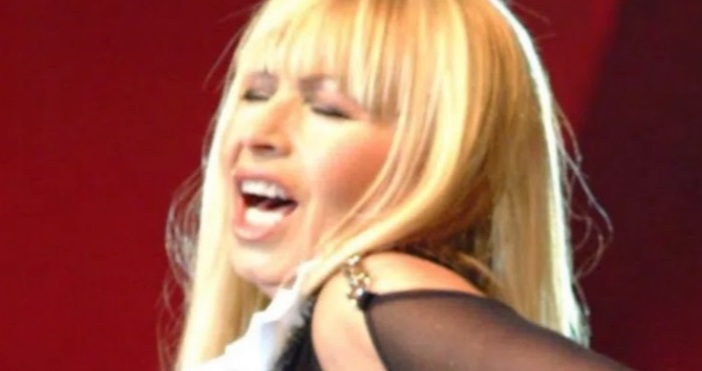 БулотоКръщелното име на Лили Иванова е Лиляна Иванова Петрова Това няма