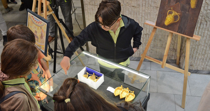 Община Варна и ученици от пет варненски училища се включиха