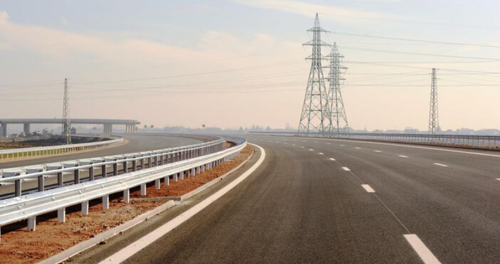 От 9 ч на 28 април до 9 ч на