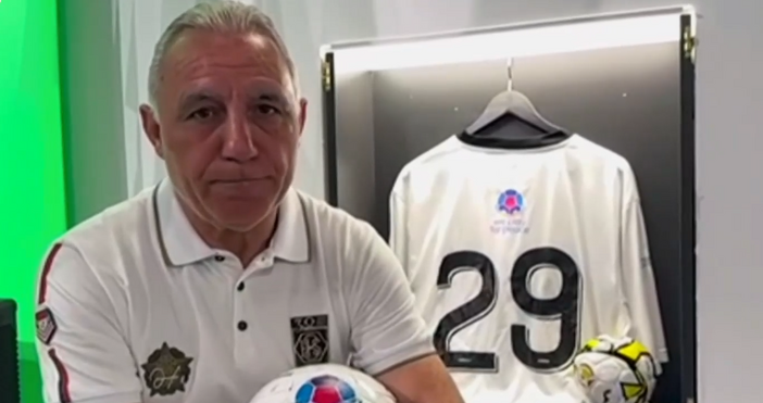 кадри Нова твХристо Стоичков който отдавна е част от футболната