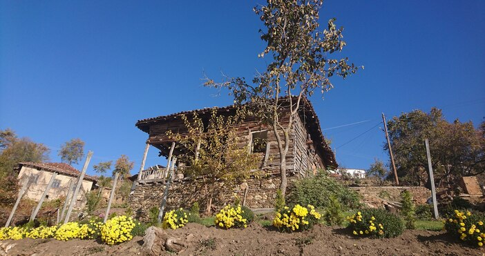 Огромен туристически интерес води до ограничения в петричкото село ДоленеКакво