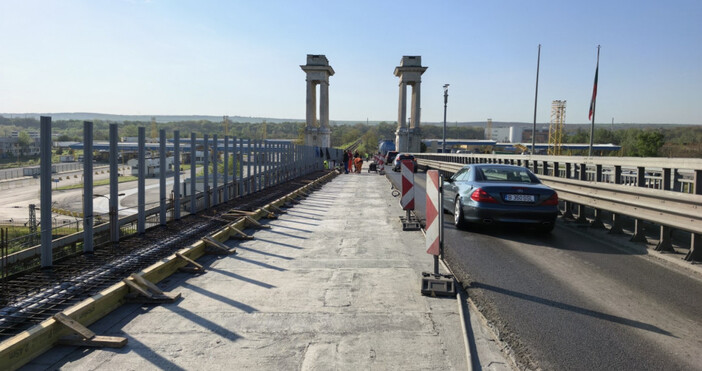 Извършва се основен ремонт на българския участък на Дунав мост