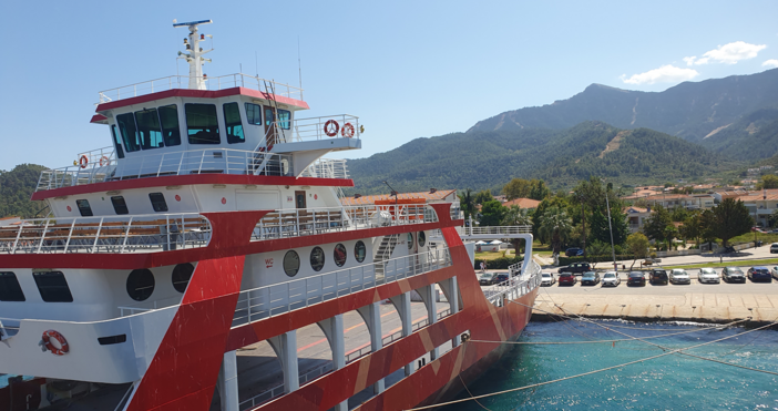 Петел бгВ много морски райони на Гърция е издадена забрана за