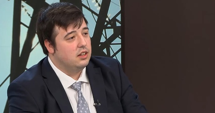 Цяла Испания остана на тъмно вчера а причината за мащабния