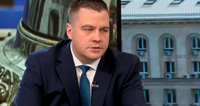 Стопкадри Нова ТвСилен човек от Има такъв народ изпъкна с