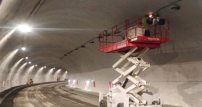 Спря токът в Кривия тунел в Кресненското дефиле съобщават от