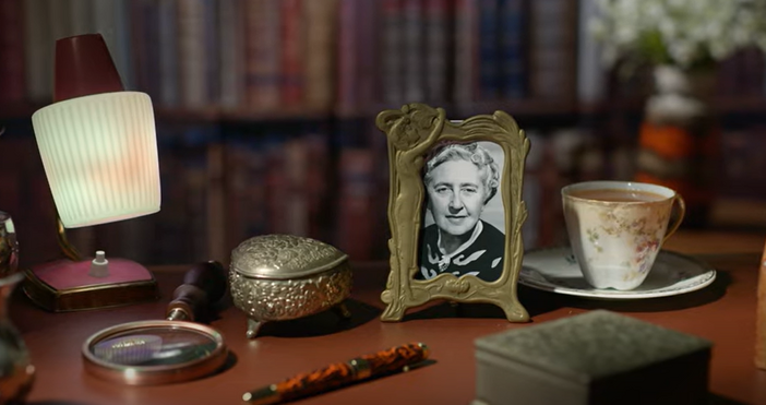 Кадри YoutubeАгата Кристи оживява и води курс по творческо писане