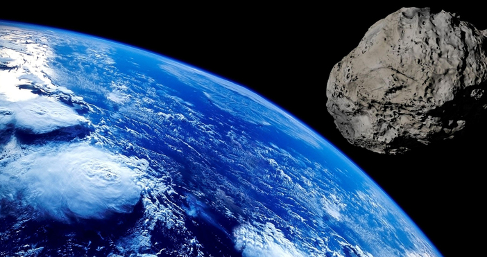 Астероидът 2013 UC6 открит през октомври 2013 г официално е