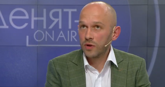 Проф Стоян Братоев е отстранен от поста изпълнителен директор на