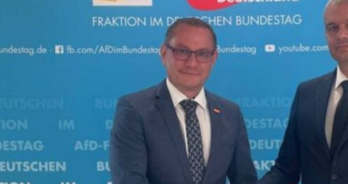 Вътрешното разузнаване на Германия официално класифицира крайнодясната партия  Алтернатива за Германия