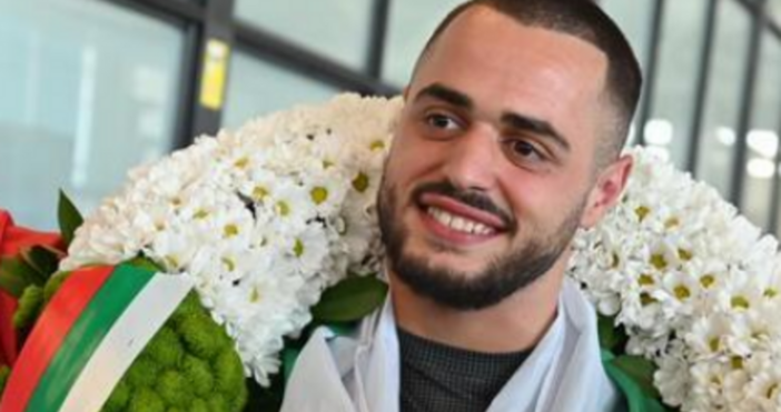 Българският олимпийски шампион и световен рекордьор Карлос Насар известен със