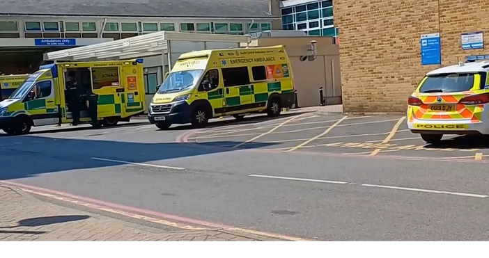 Британските здравни власти съобщиха че са регистрирали 5 случая на