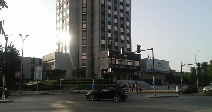 Петел бгОбщинската администрация на Варна действа едностранно и игнорира диалога с