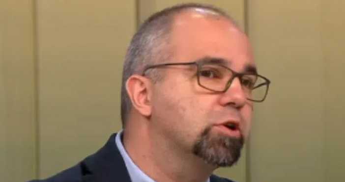 Социолог направи интересен анализ на сложните отношения между президента и