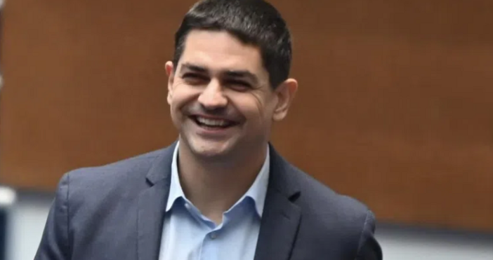 Лидер на парламентарно политическа партия обяви нещо което със сигурност