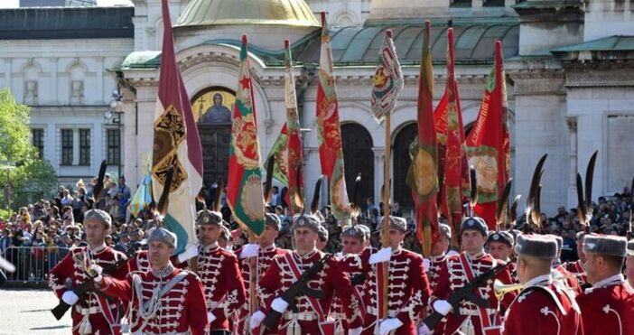 Вертолети от състава на Военновъздушните сили ще изпълнят полети с