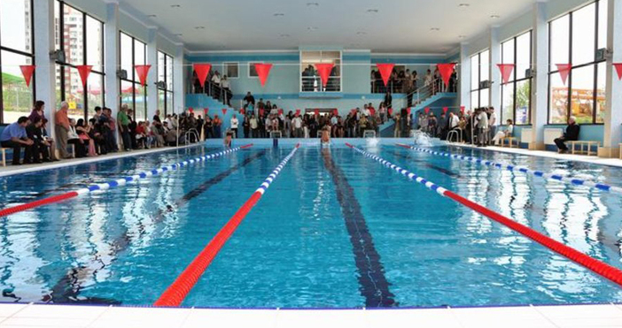 Начално обучение по плуване за деца от 8 до 12