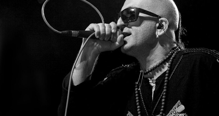 На 7 май рожден ден има Дони Добрин Векилов по известен с артистичния