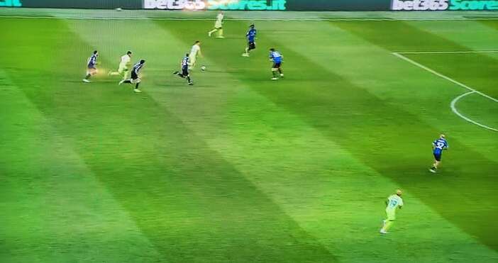 Интер и Барселона играят при 1 0 в реванш от полуфиналите в Шампионската лига