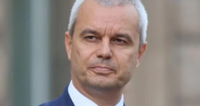 Днес делегация ръководена от председателя на Възраждане пристигна в Москва