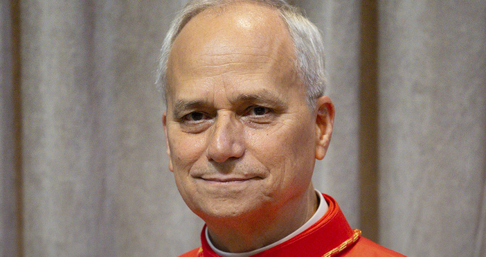 Робърт Франсис Превост е американски духовник от ордена на августинците