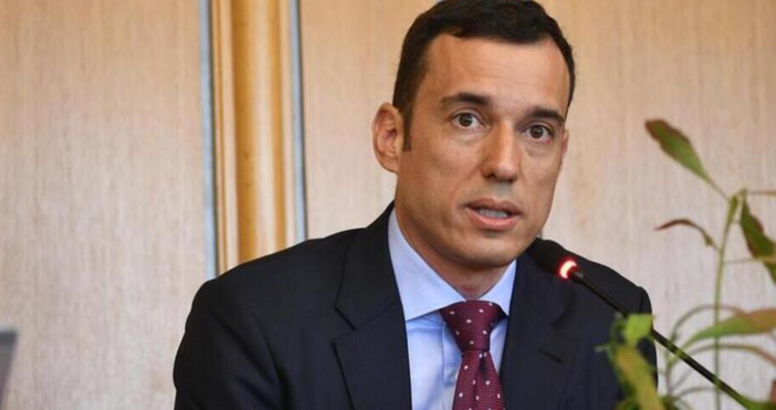 Предложението за референдум за отлагането на еврото точно в Деня